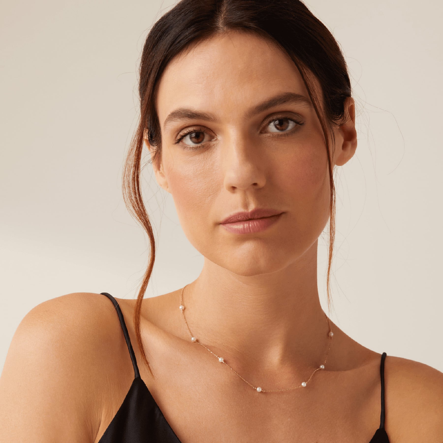 Top 8 Jewelry Trends: Stay Ahead of the Game with These Must-Have Pieces