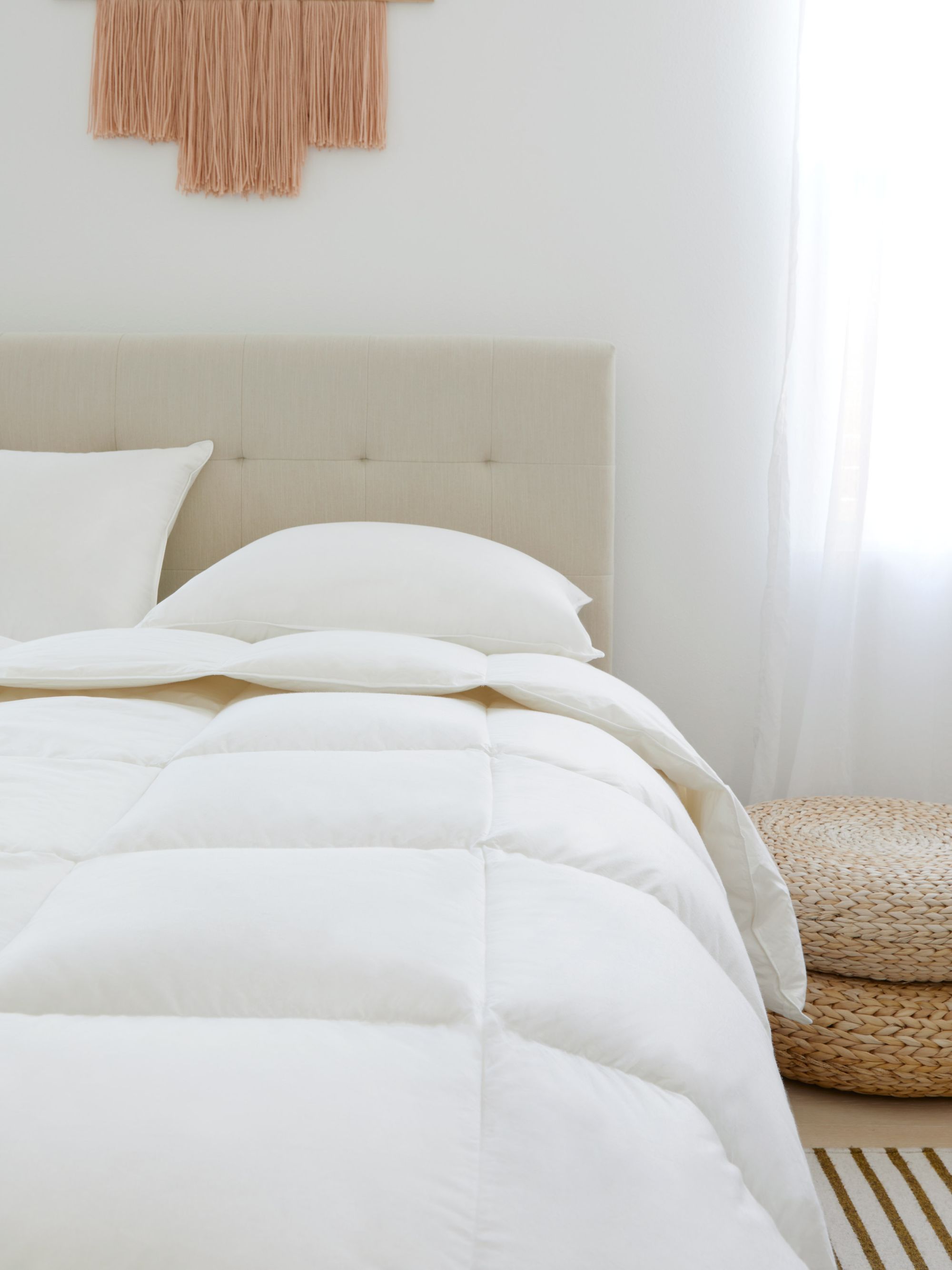 What Is The Difference Between Down & Down Alternative Comforters?