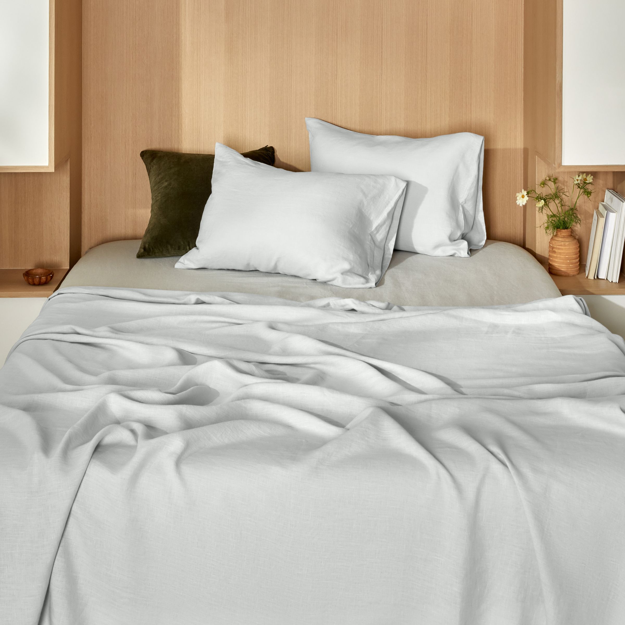 10 Best Bed Sheets to Transform Your Bedroom into an Oasis